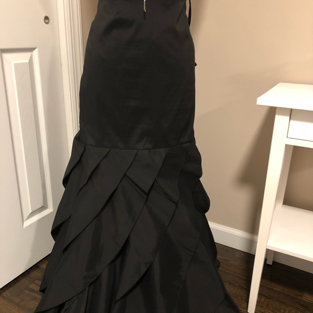 a very stylish skirt for a special night